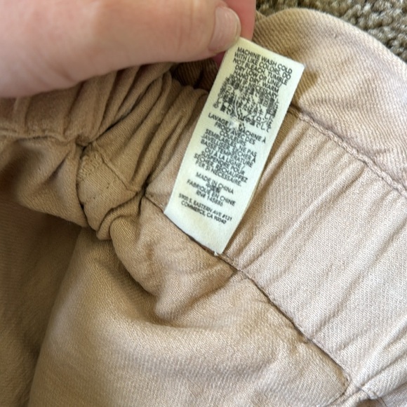 The Great. The Midland Frayed Paperbag Drawstring High Waist Shorts in Sand/Tan - Picture 9 of 12